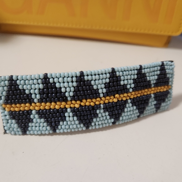 Ink & Alloy hair clip - Picture 3 of 5